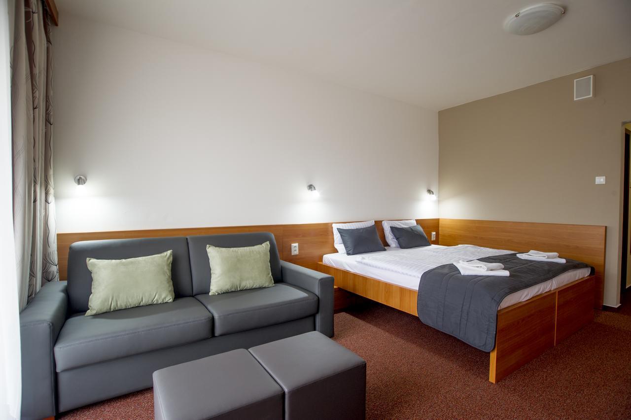 Wellness Hotel Thermal Sturovo Exterior photo