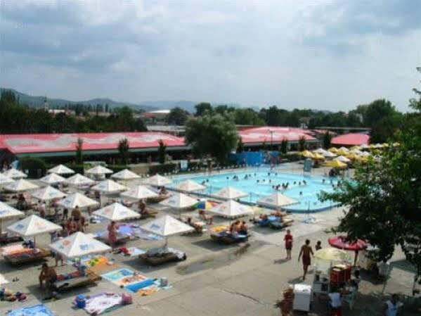 Wellness Hotel Thermal Sturovo Exterior photo